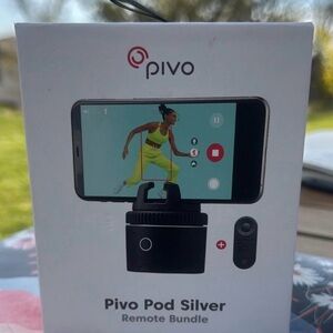 Pod Silver Remote Bundle - Silver Smartphone Tripod Head